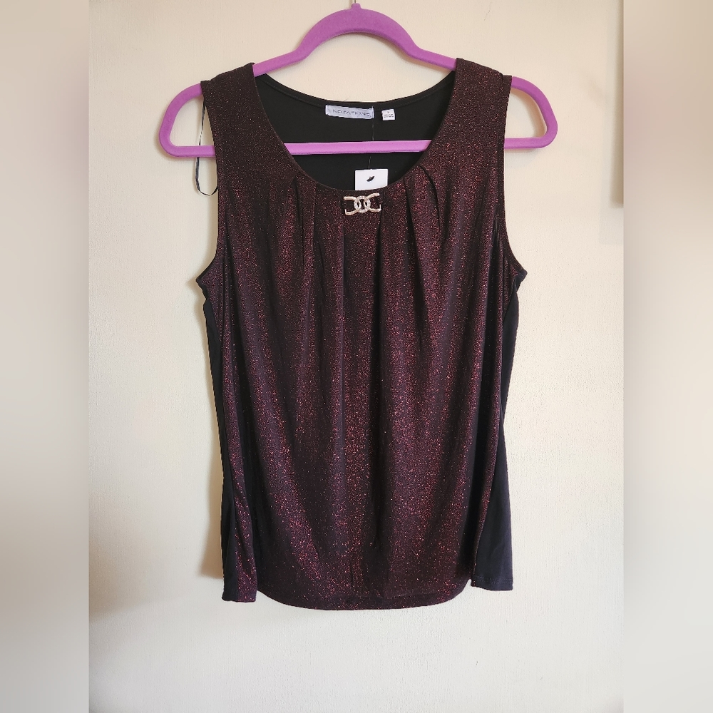 Notations sleeveless blouse glittery gold accents small NWT